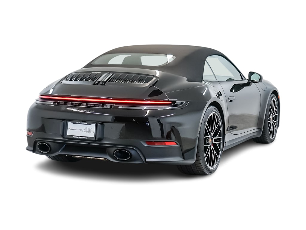 Thumbnail: 2026 Porsche 911 - 17