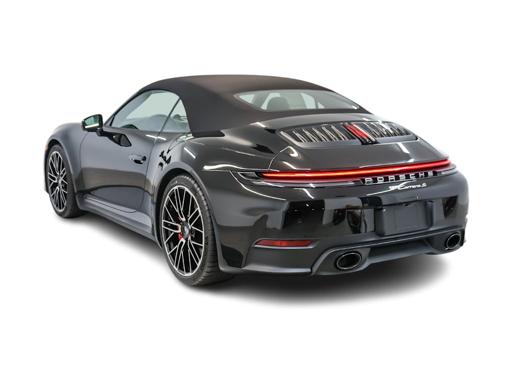 Thumbnail: 2026 Porsche 911 - 16