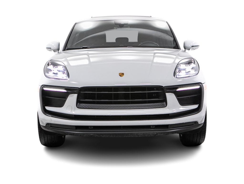 Thumbnail: 2022 Porsche Macan - 17