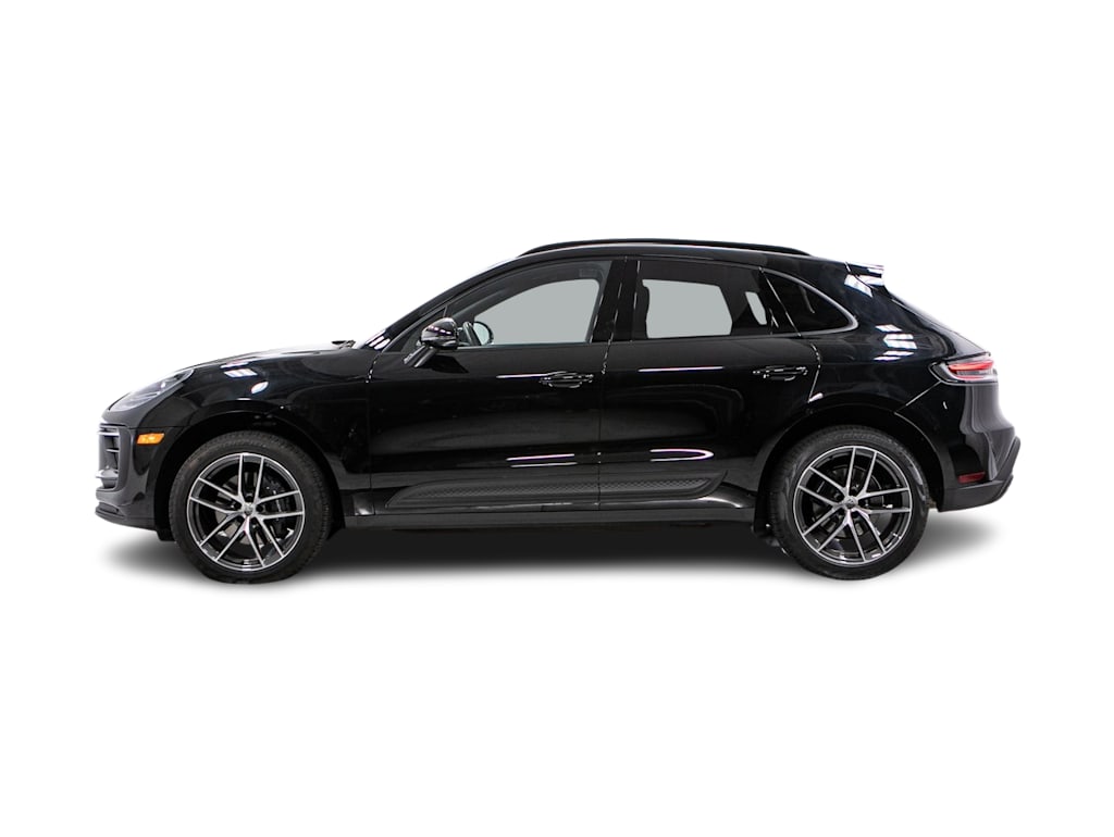 Thumbnail: 2024 Porsche Macan - 4