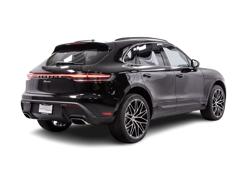 Thumbnail: 2026 Porsche Macan - 16