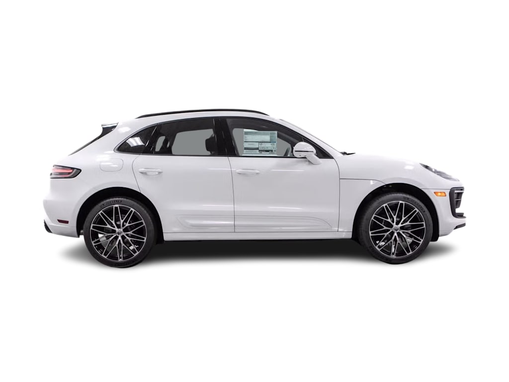 Thumbnail: 2026 Porsche Macan - 16