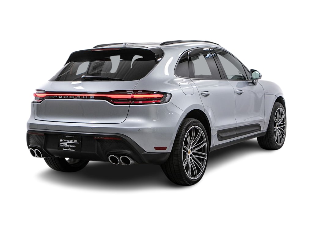 Thumbnail: 2026 Porsche Macan - 15
