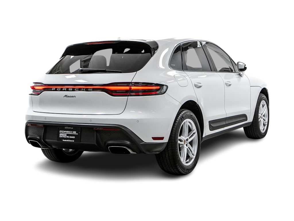 Thumbnail: 2024 Porsche Macan - 14