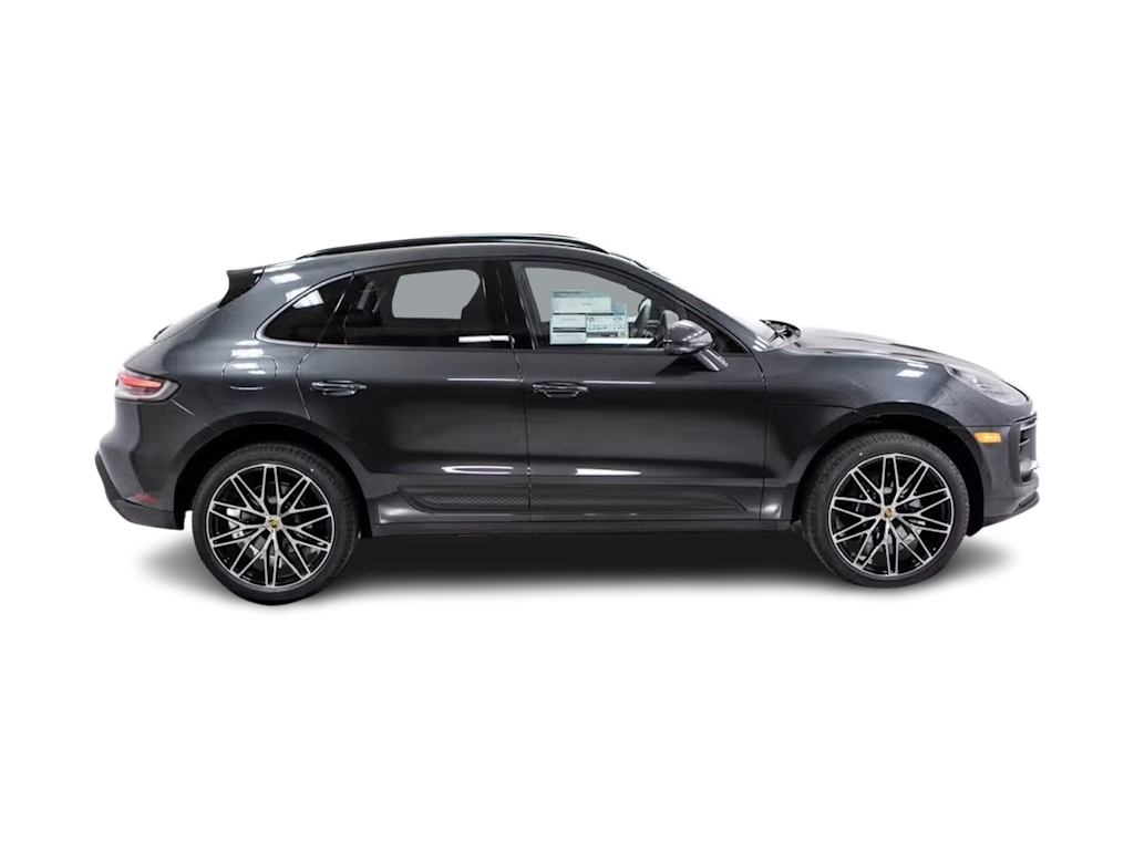 Thumbnail: 2025 Porsche Macan - 17
