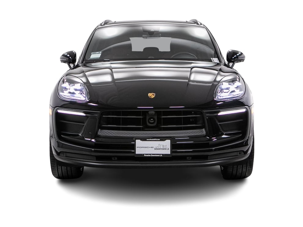 Thumbnail: 2025 Porsche Macan - 16