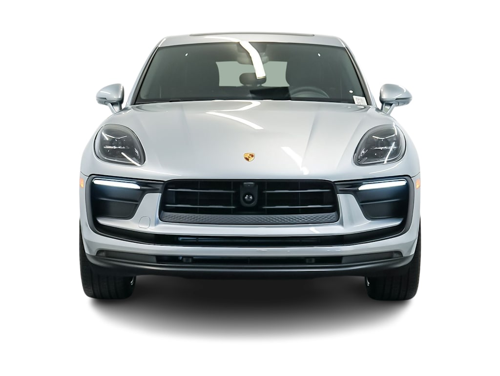 Thumbnail: 2026 Porsche Macan - 19