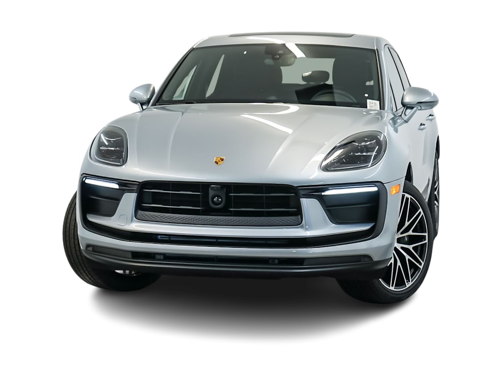 Thumbnail: 2026 Porsche Macan - 6