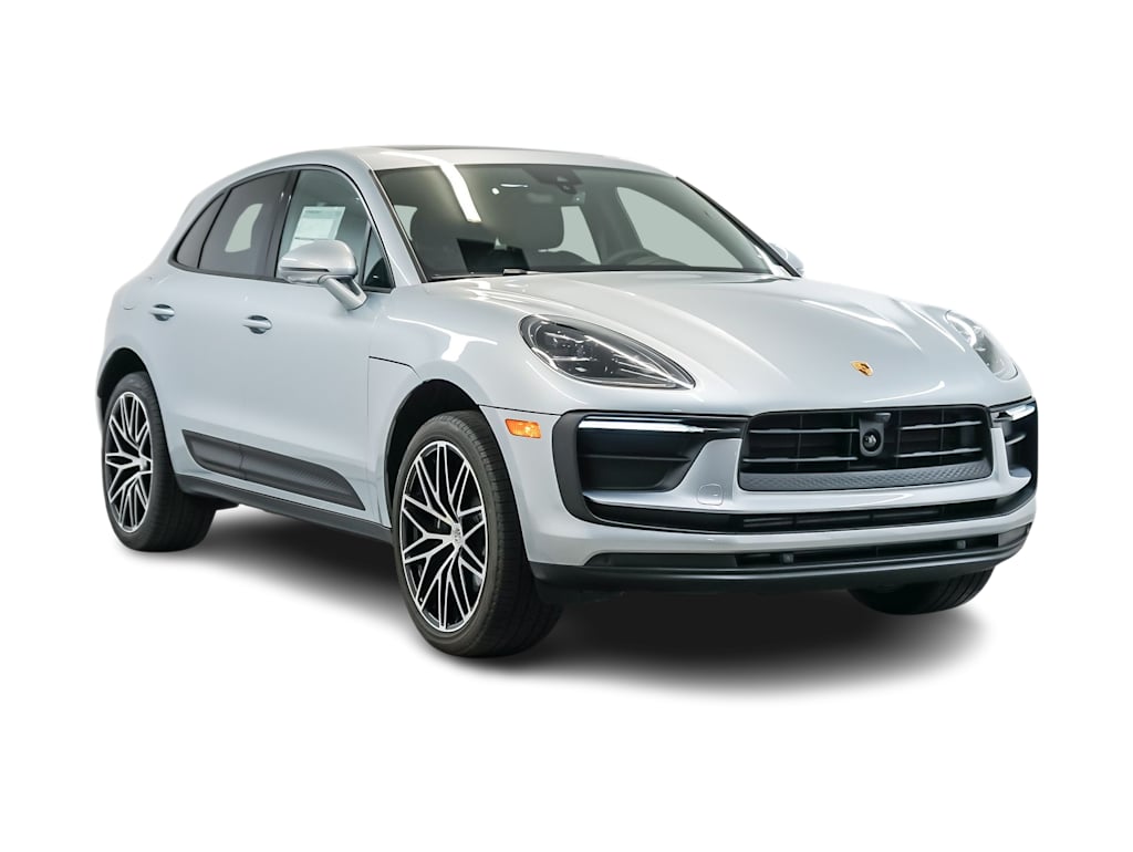 Thumbnail: 2026 Porsche Macan - 20
