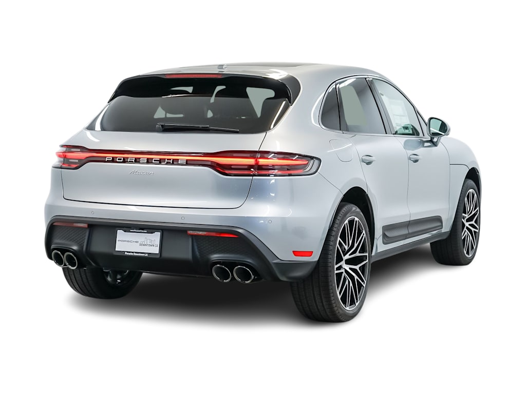 Thumbnail: 2026 Porsche Macan - 22