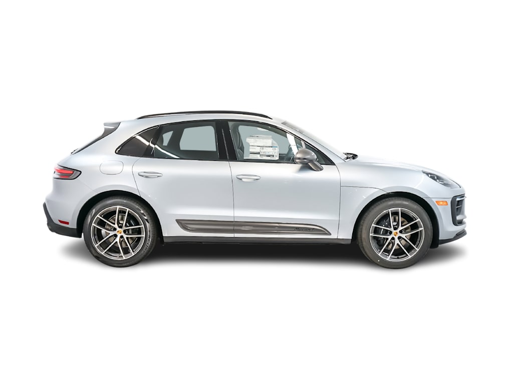 Thumbnail: 2026 Porsche Macan - 20