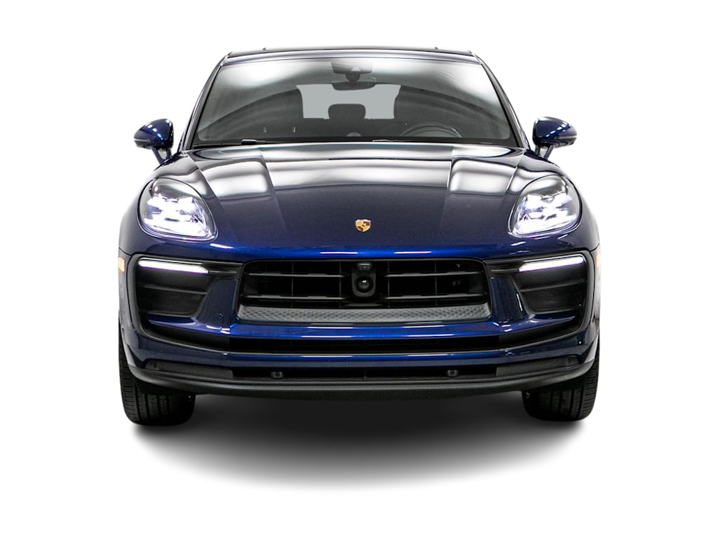 Thumbnail: 2023 Porsche Macan - 18