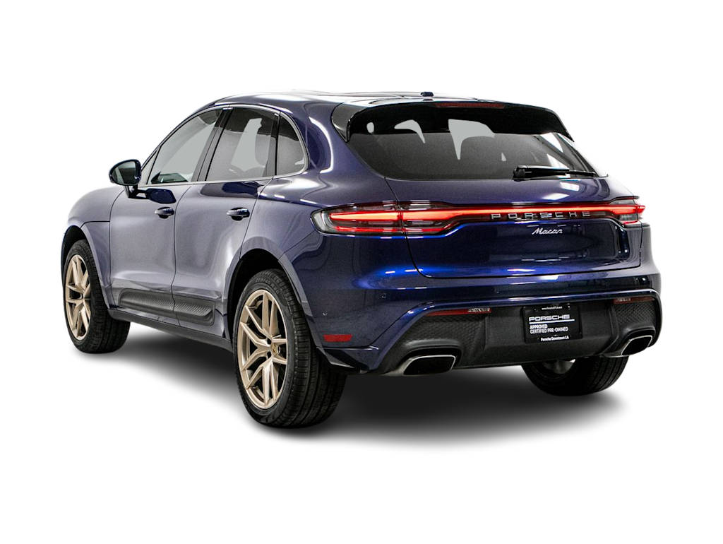 Thumbnail: 2023 Porsche Macan - 3