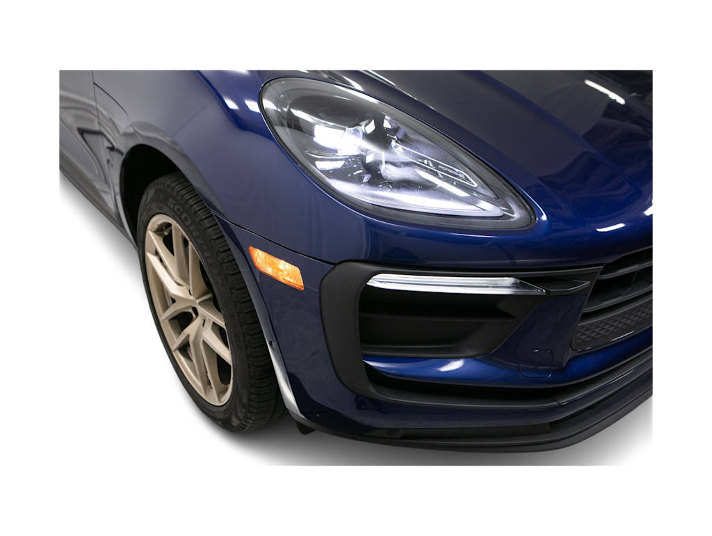 Thumbnail: 2023 Porsche Macan - 19