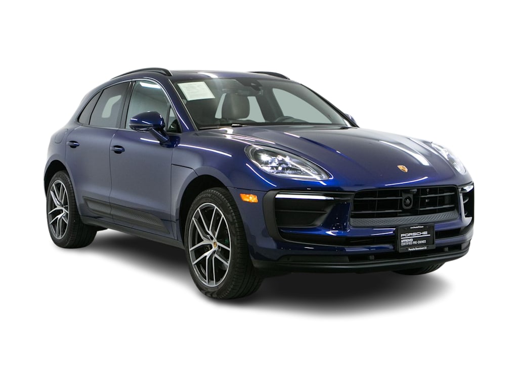 Thumbnail: 2024 Porsche Macan - 18