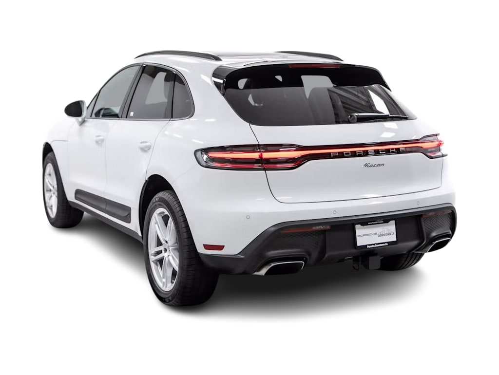 Thumbnail: 2025 Porsche Macan - 4