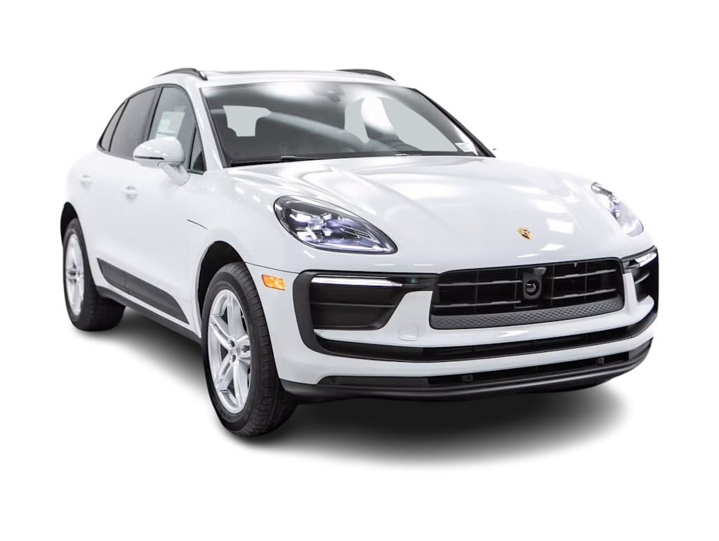 Thumbnail: 2025 Porsche Macan - 18