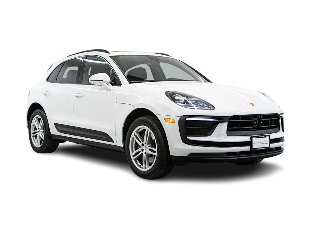 Thumbnail: 2025 Porsche Macan - 17