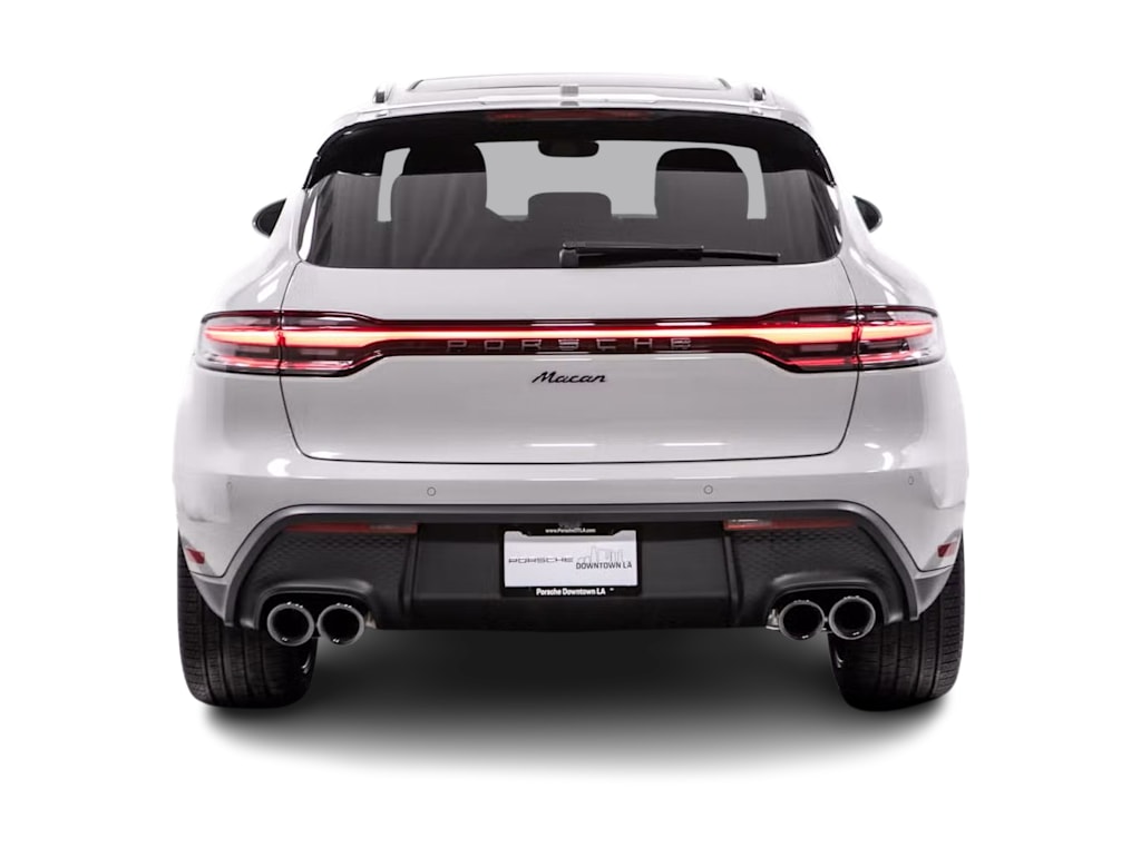 Thumbnail: 2026 Porsche Macan - 5