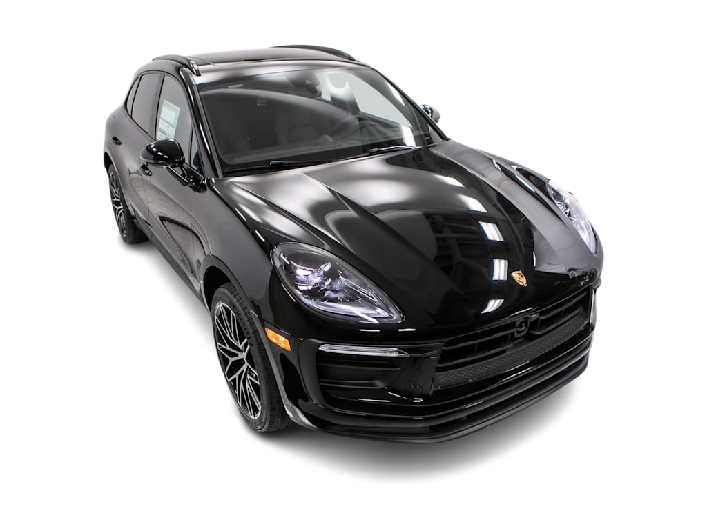 Thumbnail: 2026 Porsche Macan - 39