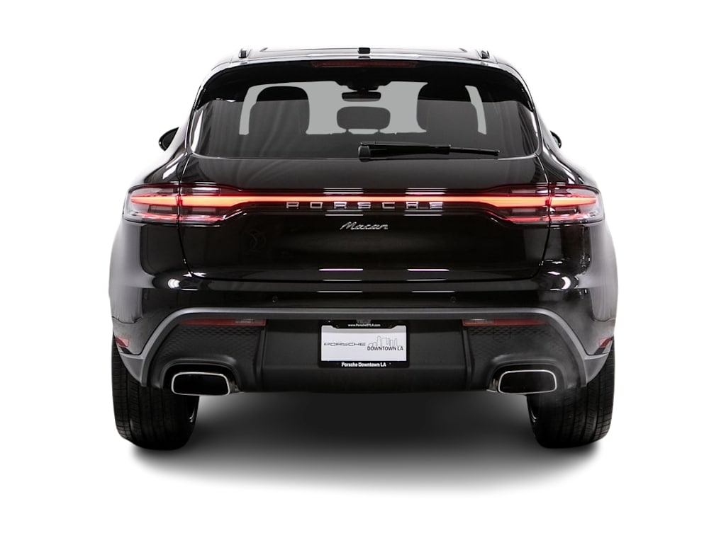 Thumbnail: 2026 Porsche Macan - 5