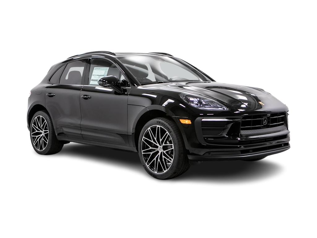 Thumbnail: 2026 Porsche Macan - 17