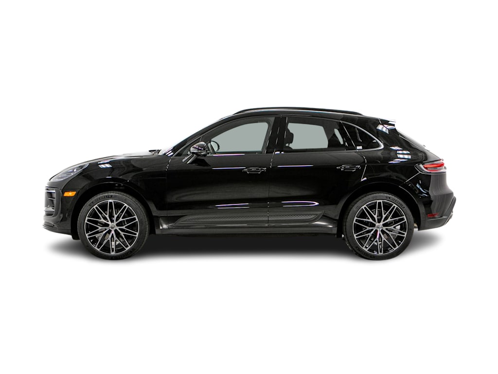 Thumbnail: 2026 Porsche Macan - 15