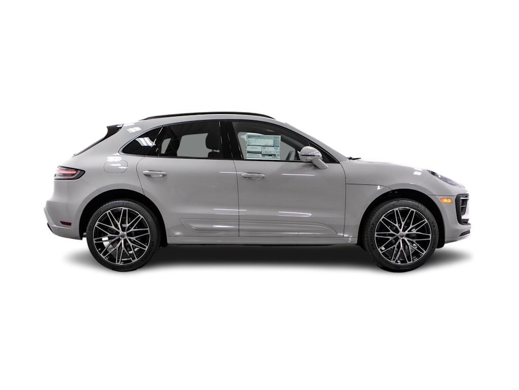 Thumbnail: 2026 Porsche Macan - 16