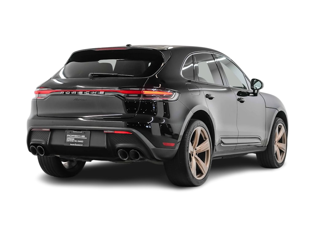Thumbnail: 2023 Porsche Macan - 18