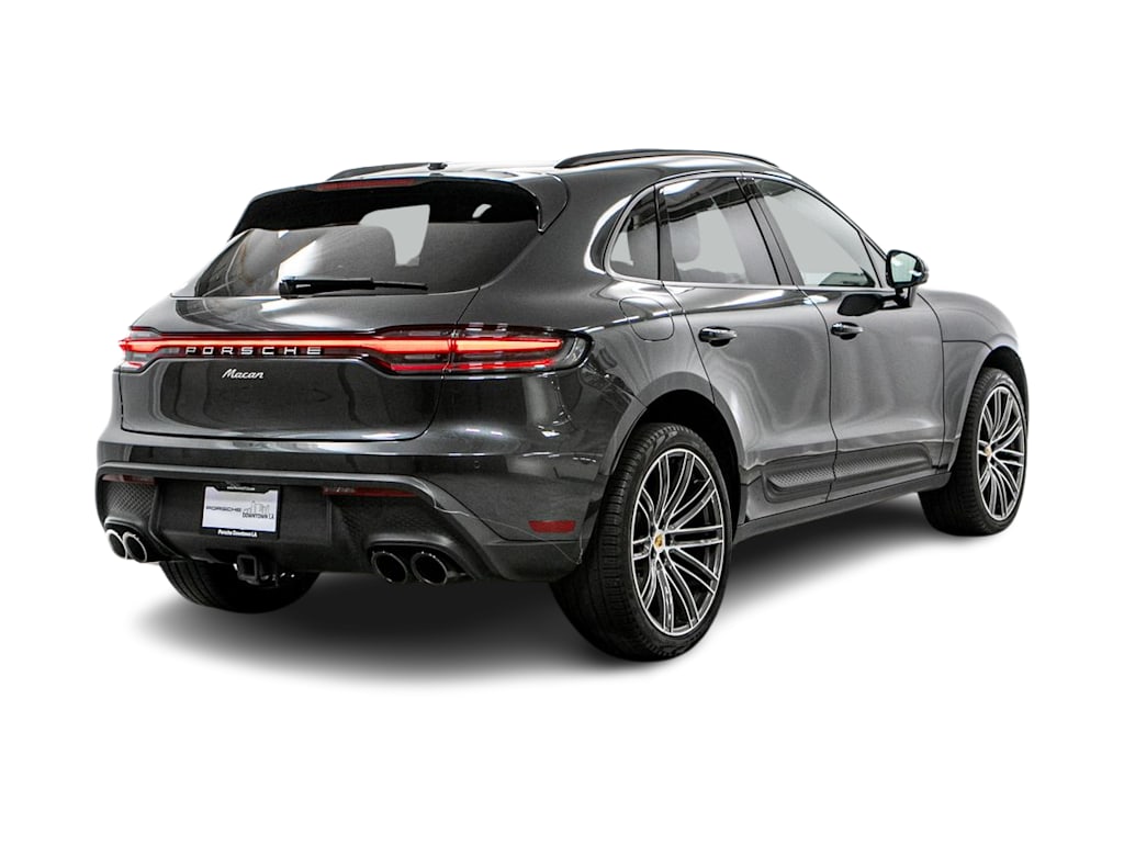 Thumbnail: 2024 Porsche Macan - 17