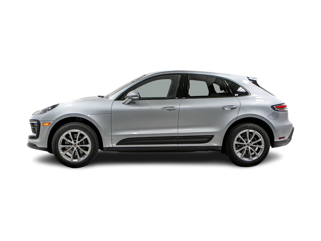 Thumbnail: 2024 Porsche Macan - 4