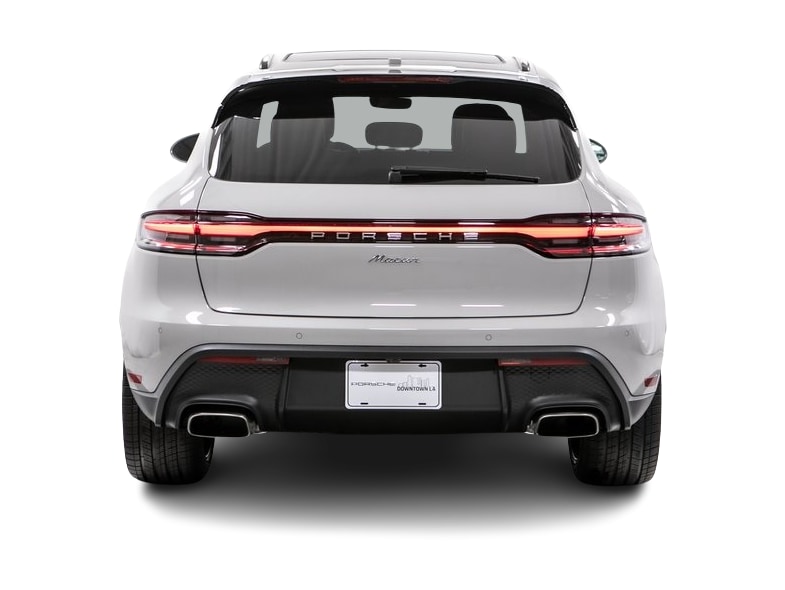 Thumbnail: 2026 Porsche Macan - 5