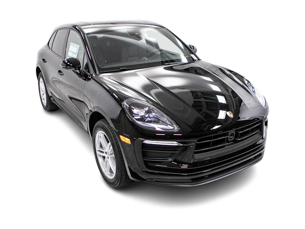 Thumbnail: 2026 Porsche Macan - 37