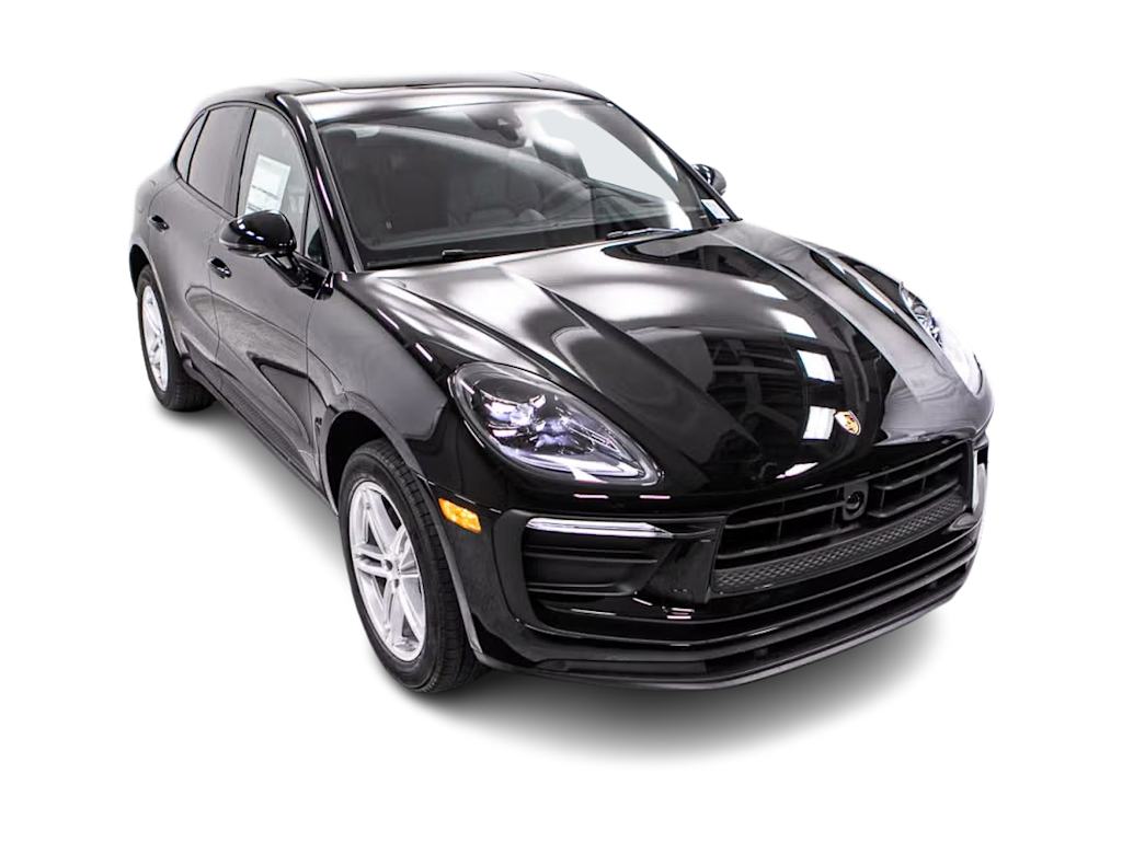 Thumbnail: 2026 Porsche Macan - 26