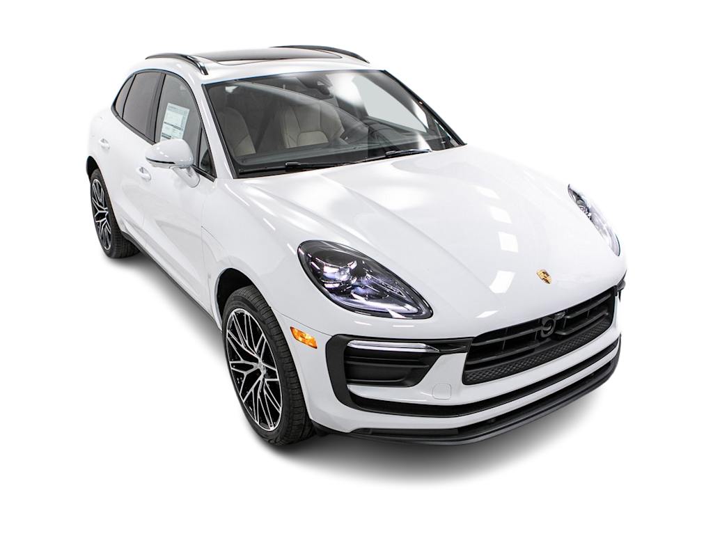Thumbnail: 2026 Porsche Macan - 37