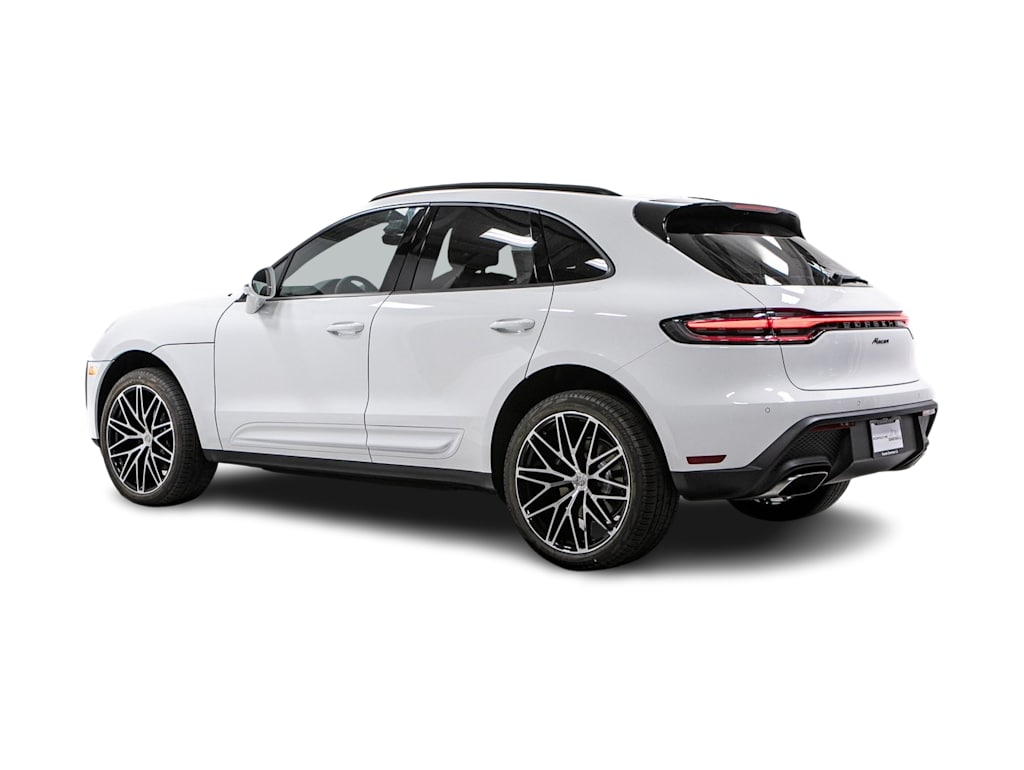 Thumbnail: 2026 Porsche Macan - 5