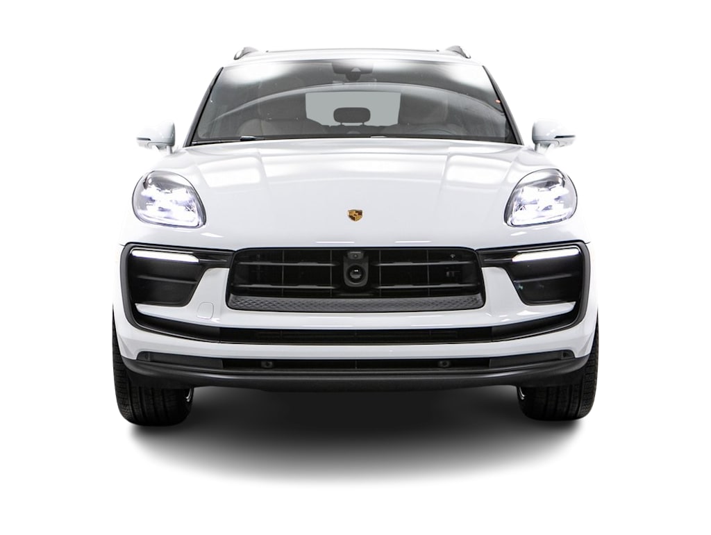 Thumbnail: 2026 Porsche Macan - 19