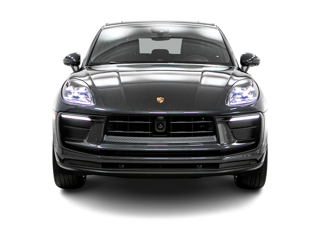 Thumbnail: 2026 Porsche Macan - 18