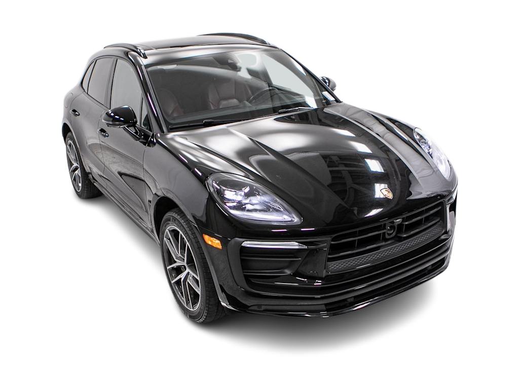 Thumbnail: 2024 Porsche Macan - 37