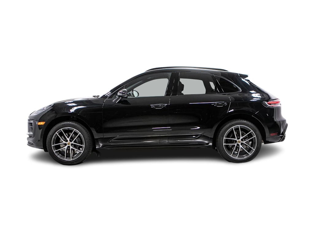 Thumbnail: 2024 Porsche Macan - 3