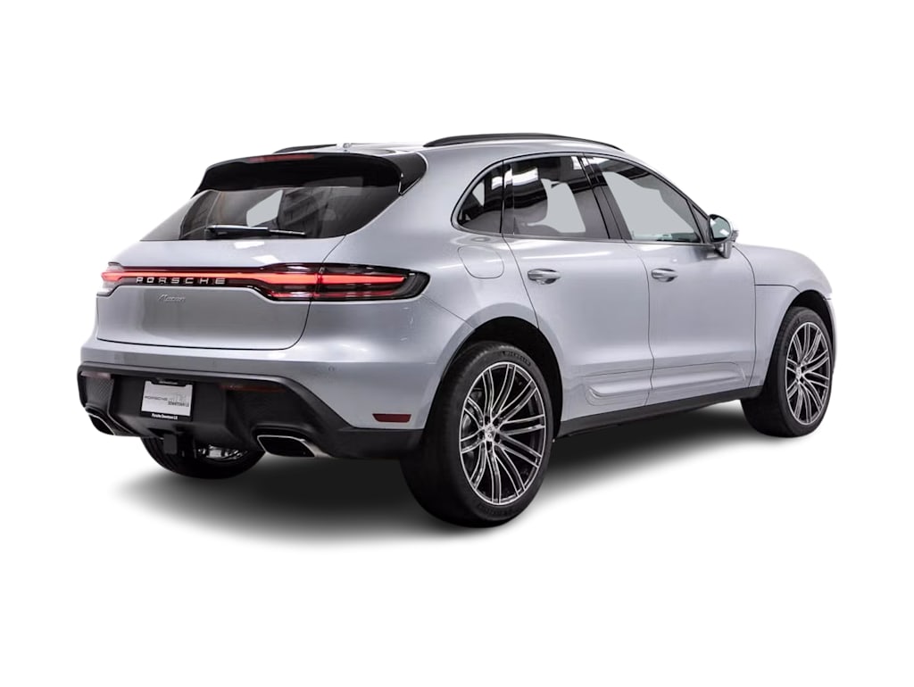 Thumbnail: 2026 Porsche Macan - 14