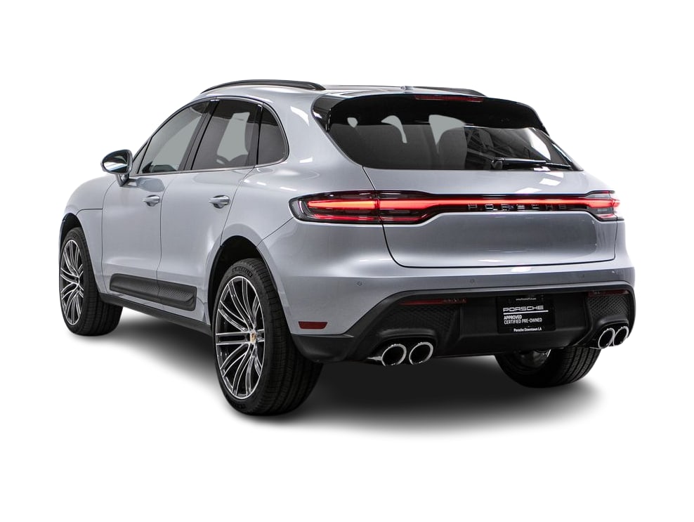 Thumbnail: 2026 Porsche Macan - 4