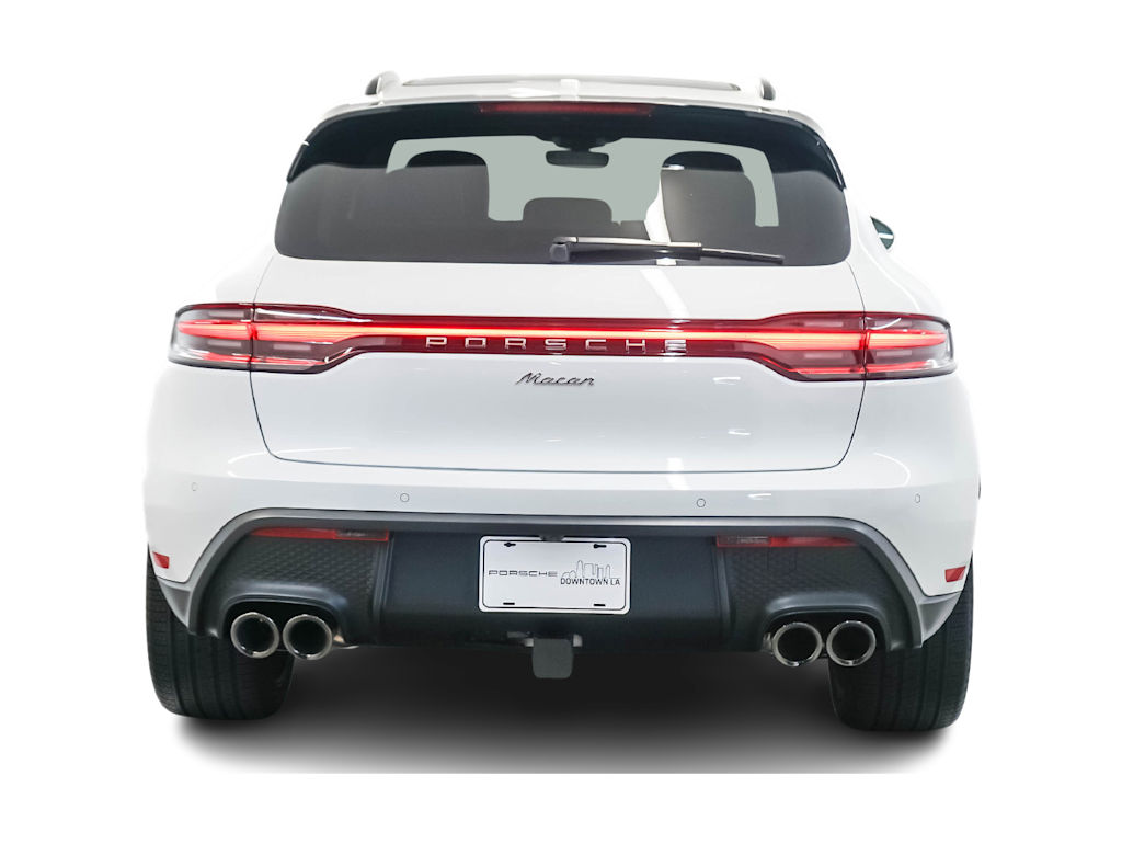 Thumbnail: 2026 Porsche Macan - 5