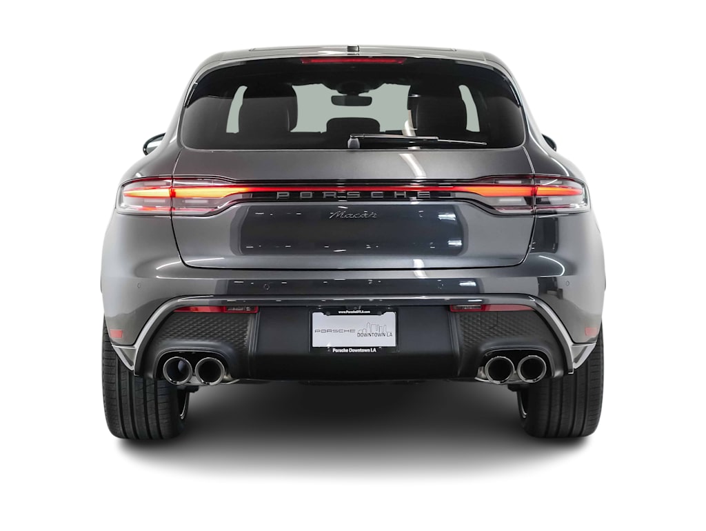 Thumbnail: 2026 Porsche Macan - 21