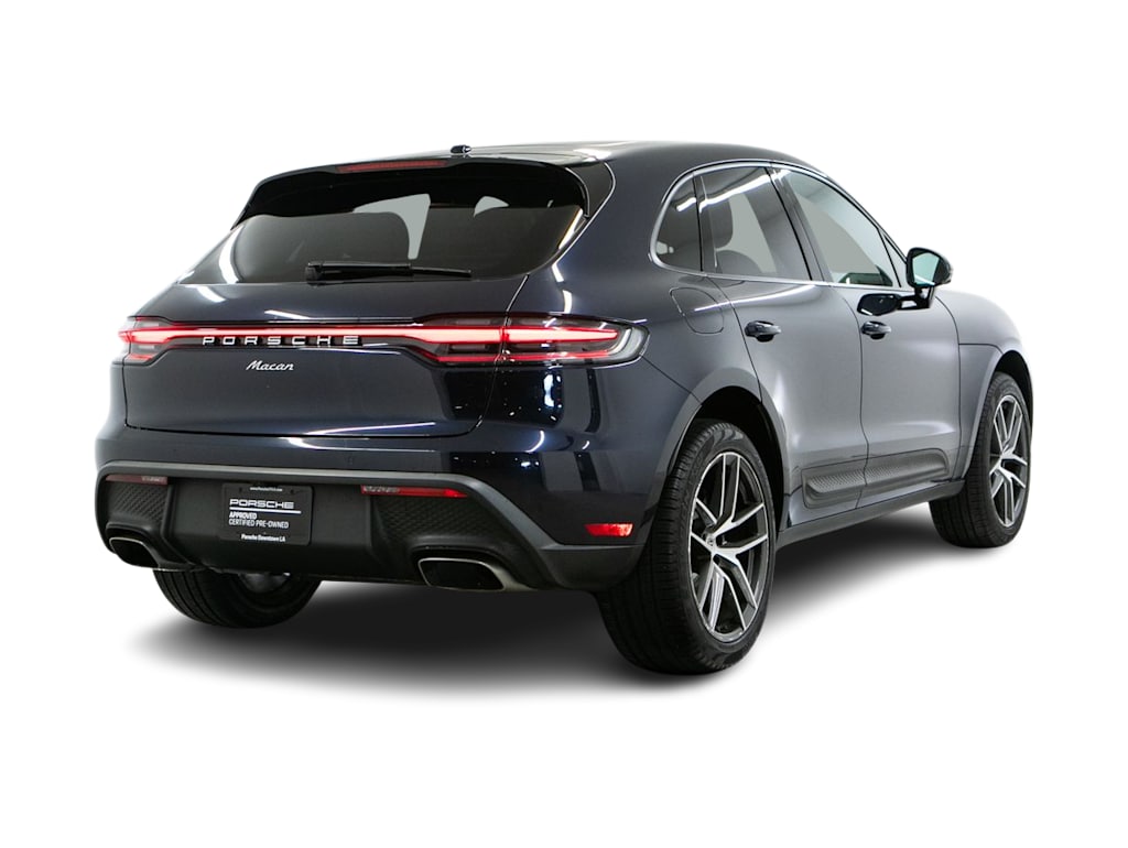 Thumbnail: 2023 Porsche Macan - 15