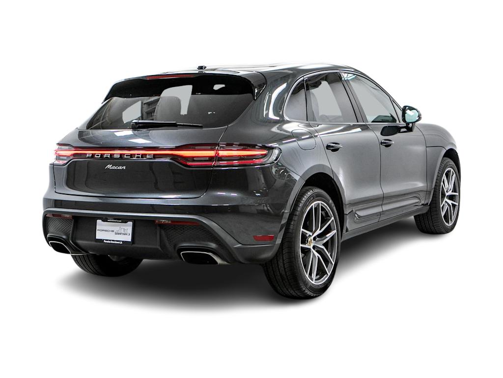 Thumbnail: 2023 Porsche Macan - 16
