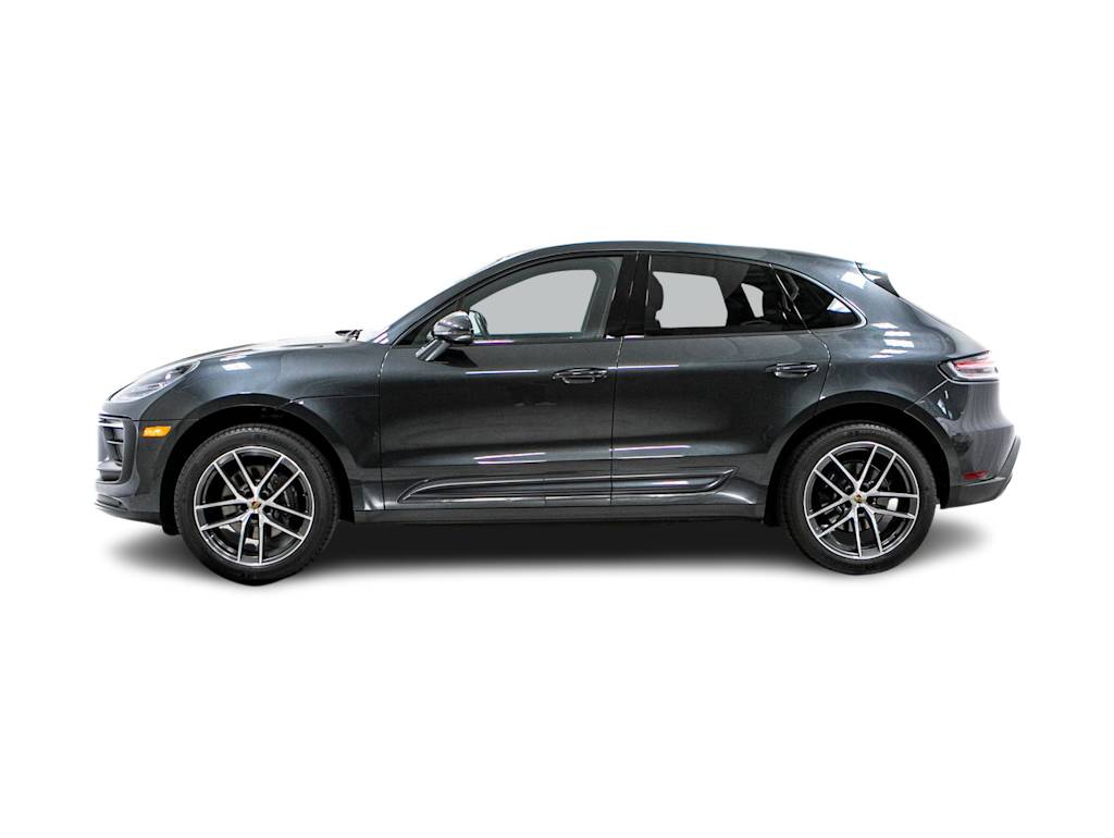 Thumbnail: 2023 Porsche Macan - 4