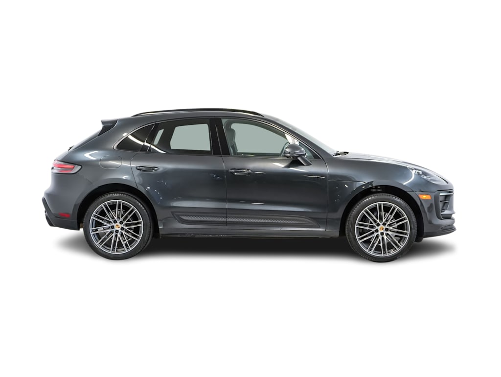 Thumbnail: 2024 Porsche Macan - 19