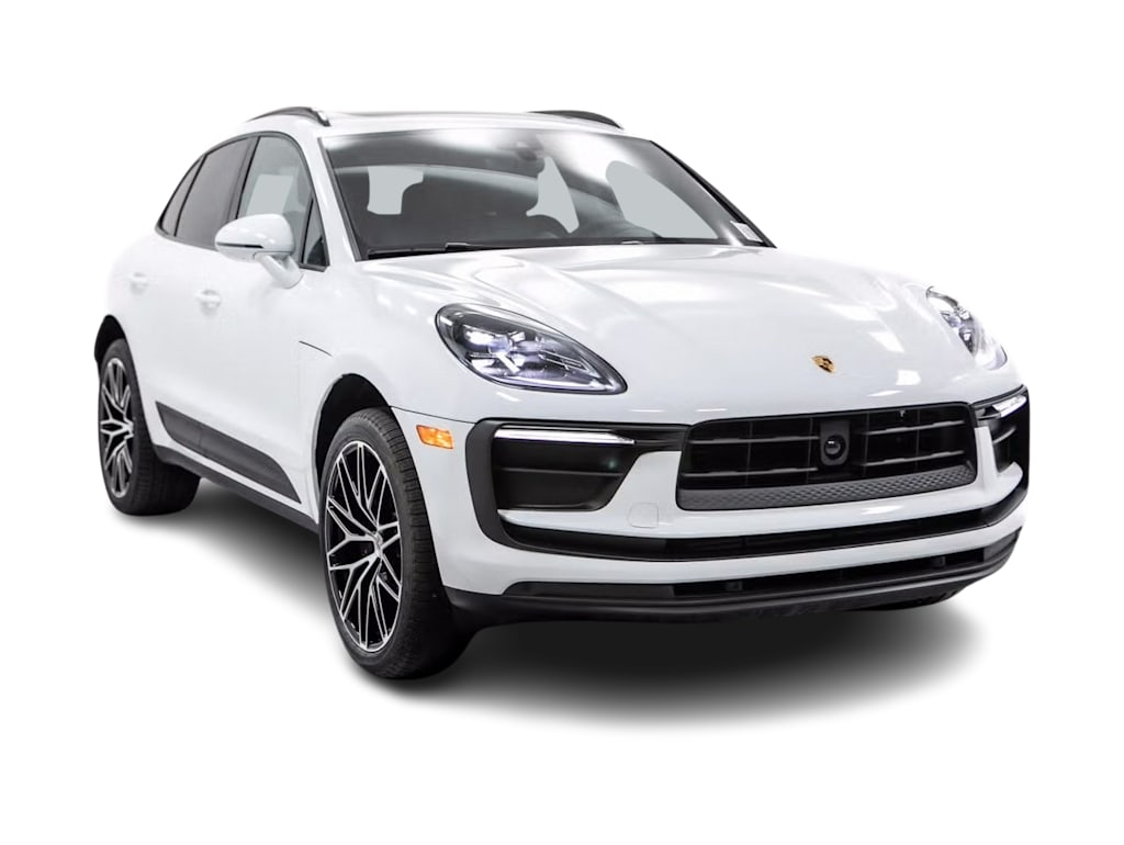 Thumbnail: 2025 Porsche Macan - 17