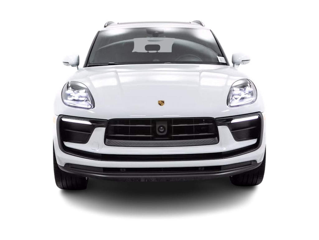 Thumbnail: 2025 Porsche Macan - 18